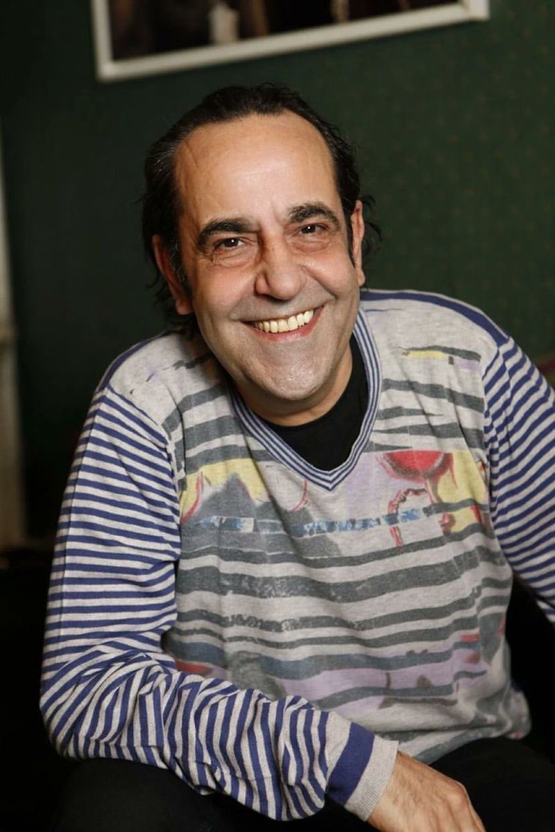 Çok üzgünüm. Müzisyen, oyuncu ve seslendirmen sıfatlarının hakkını veren komple bir sanatçı; mükemmel bir insandı. Mekanı cennet olsun. #ozkanugur