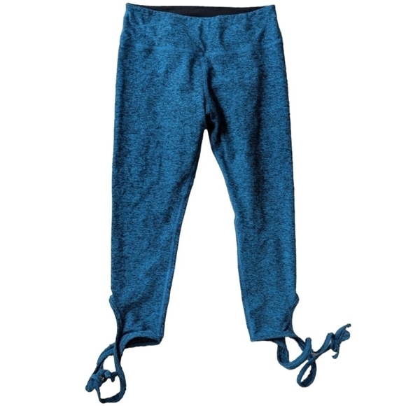 So good I had to share! Check out all the items I'm loving on <a href="/Poshmarkapp/">Poshmark</a> #poshmark #fashion #style #shopmycloset #rachelrachelroy #theory #beyondyoga: posh.mk/8jnbslRIgBb