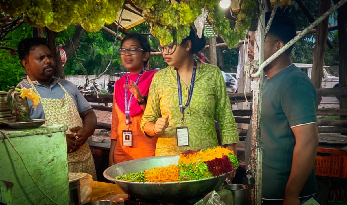 smartcityrkl's tweet image. 28 units including street food vendors, sweet shops and retail units were inspected during #EnforcementDrive on Saturday. A net fine of Rs 2300 was collected under sec 69 of the FSS Act.
#rmc #rourkela