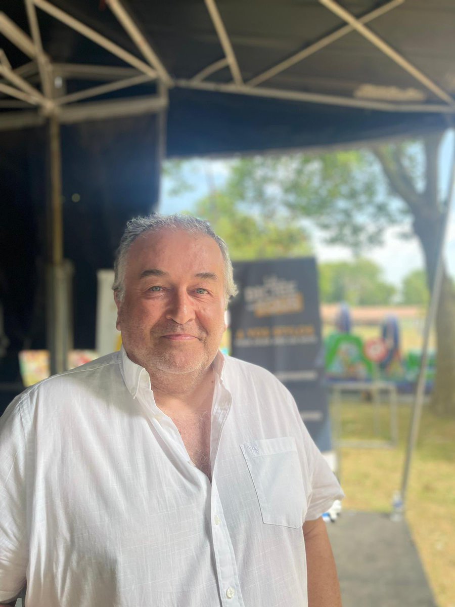 📍 F L O R A N G E

🫶🏻 Nous tenons à remercier le lecteur, Patrick Roeser, président de la compagnie de théâtre « Les uns, les unes »

📝 Ce moment, soigneusement préparé par <a href="/SalhiSonia11/">Salhi Sonia</a> , était centré autour de la promotion de « la lecture »

dicteepourtous.fr