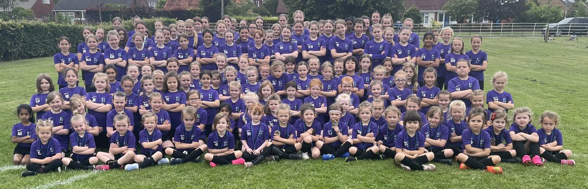 UptonJFCGirls's tweet photo. That’s a wrap for the season for our girls and the end of an era for our U13’s as Laura, Jas and Sarah hang up their blue jackets. It’s been such a great year and today was a fitting end as all the girls came together to celebrate and get their trophies. https://t.co/2gP2T6LiFe