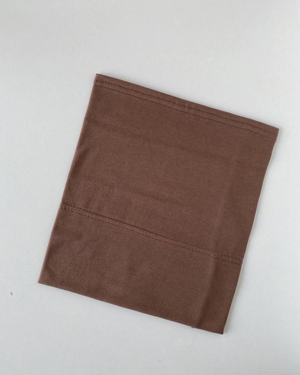 VeiledWear_'s tweet photo. Tube/Bonnet Hijab Caps
๐Jersey material
๐Comfortable fit
๐Must haves
๐Helps Hijabs Stay in place
๐24 shades Available
200 + Ship
DM to Order
#undercap #hijabcap #hijabaccessories #hijabs https://t.co/iWKUUFOy80