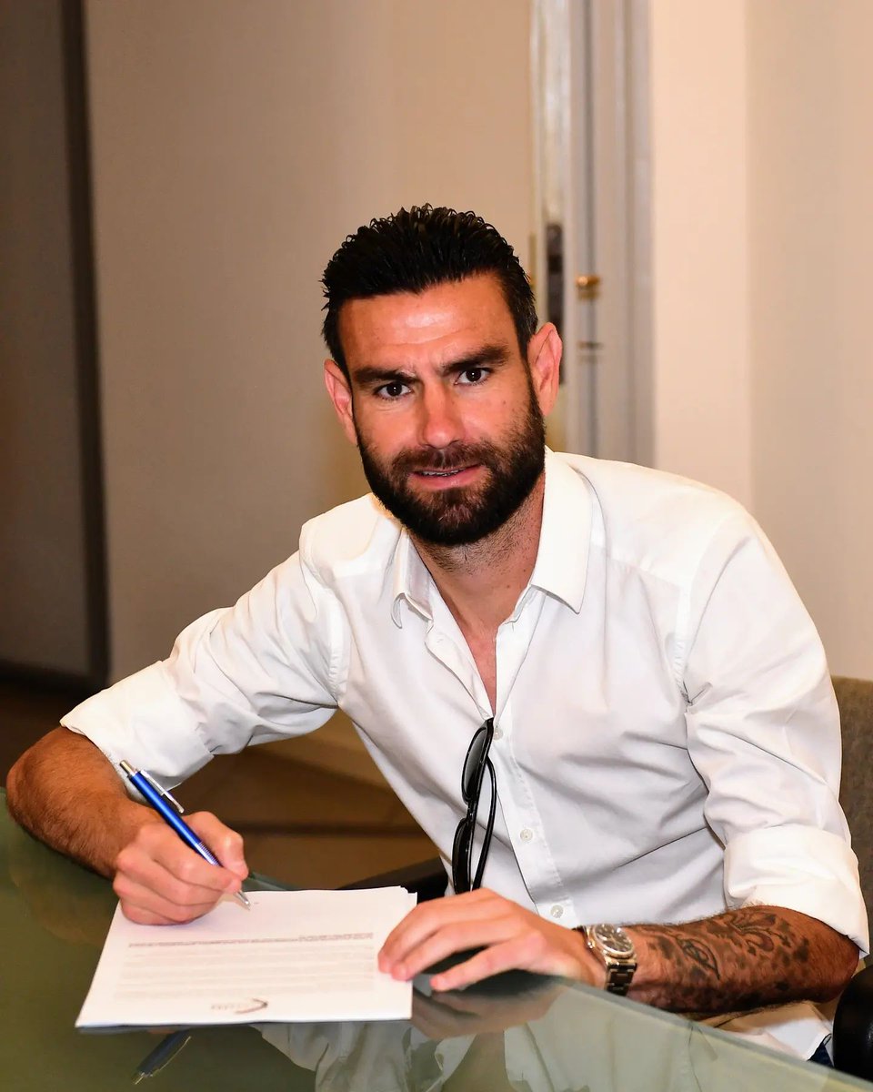 Daniele Buzzegoli è il nuovo allenatore del Novara FC

vanovarava.it/vnv/index.php?…