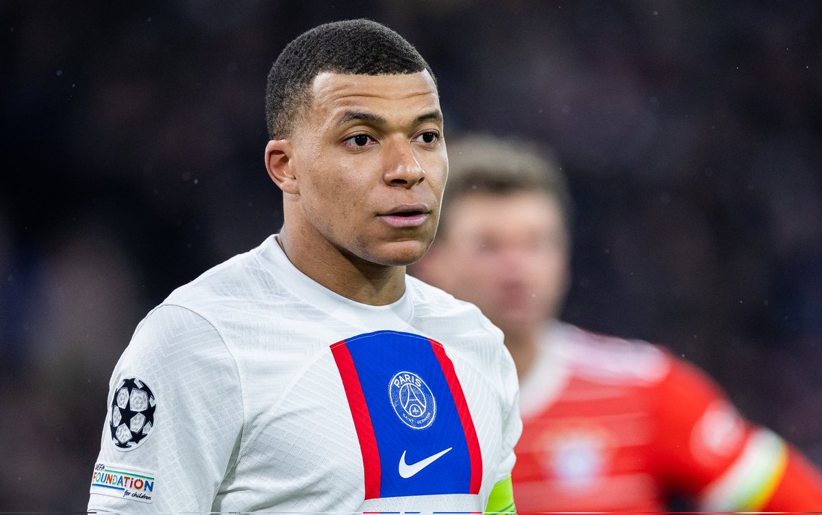 Mbappe: Jugar en el Psg no ayuda mucho a ganar el balón de Oro ¿Fracasos en la Champions?Nose lo que haga falta...hay que hablar. Con la directiva

Al Khelaifi: si eso es lo que piensa,por qué no se va del Club?

Relaciones totalmente rotas por parte del Psg con Kylian Mbappe😳🔥