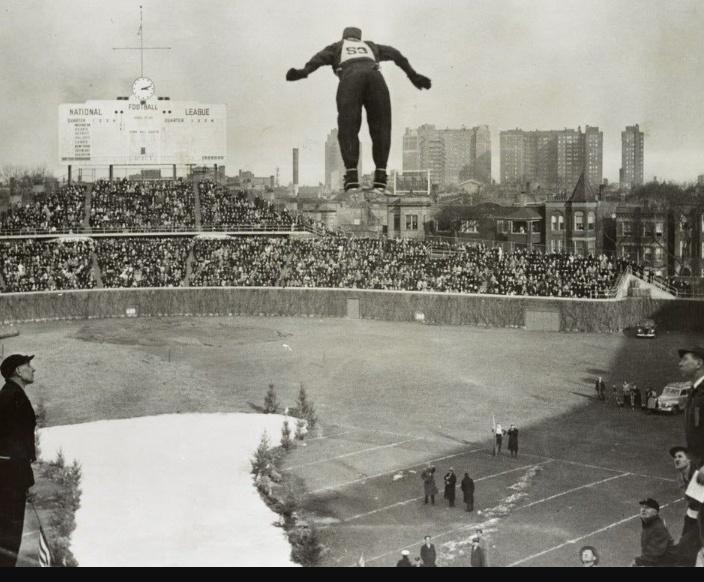 I have some cool & somewhat rare photos of #Cubs national landmark Wrigley Field that I'll add throughout the day.

Here's a ski-jumping event from January 1944, a month after #Bears defeated #Redskins 41-21 to win 1943 NFL Championship (final still on scoreboard). https://t.co/rUY5xMQGmA https://t.co/EIruHoba1Q