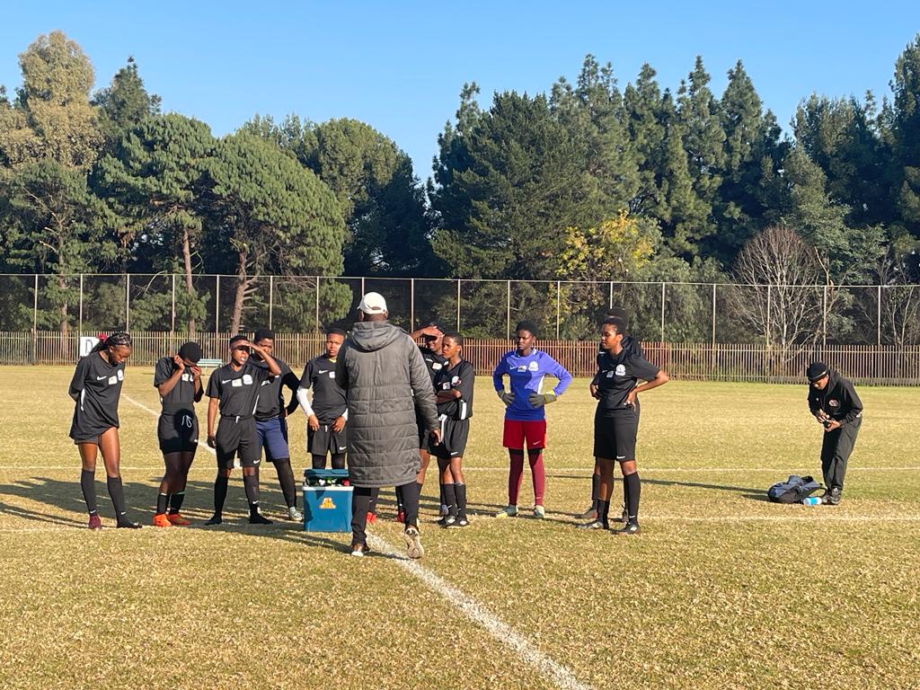 sino_skos's tweet photo. Engen Knockout Challenge U20 Ladies Tournament result:
Mito Stars 6-0 Bantwana.
Big win for Mito Stars today at the #EKOC2023. Well done ladies! ππΎ
#engencup #mitostars #sinoskos #womensfootball π₯ https://t.co/khgR8HAuv4