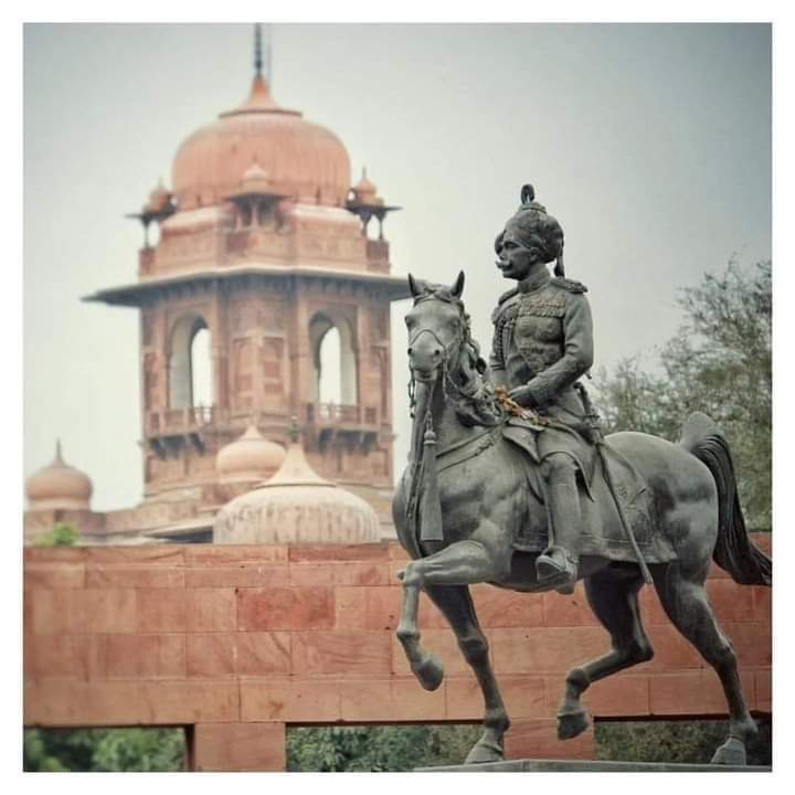 #थार_रेगिस्तान मे अमृत रुपी गंगनहर लाने वाले हमारे बीकानेर के भागीरथ महाराजा गंगासिंह जी....!!

<a href="/VinoBhojak/">Vinod Bhojak</a> #Bikaner #Rajasthan