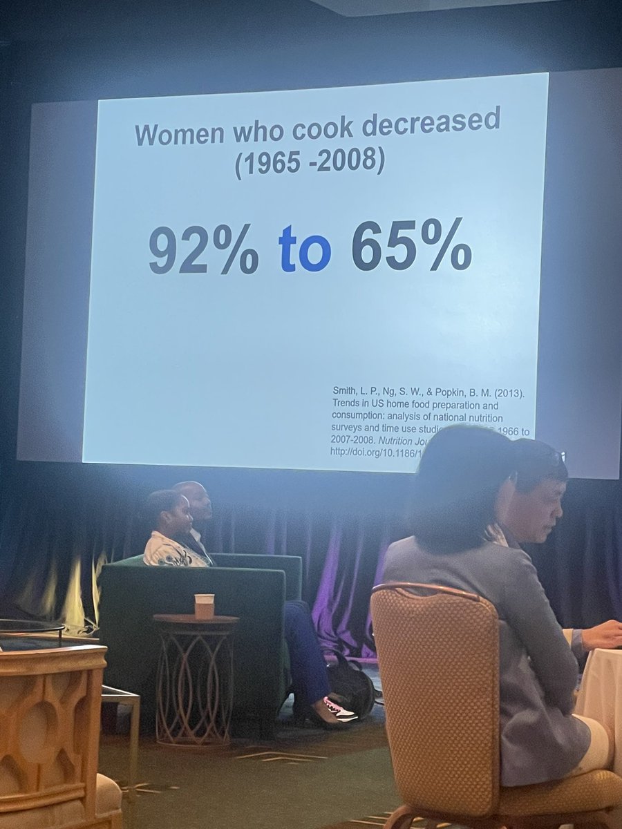Dr Ed McDonald @docskitchen giving an informative/hilarious talk about nutrition equity packed with historical data- he could’ve held this fact 😂 But he said it was a sign of progress - so don’t cancel him @colorofcci