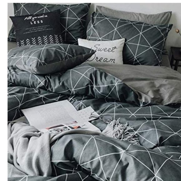 So good I had to share! Check out all the items I'm loving on <a href="/Poshmarkapp/">Poshmark</a> #poshmark #fashion #style #shopmycloset #hobbylobby: posh.mk/wG7rjAEVgBb