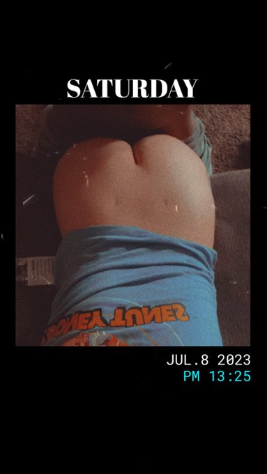 👀 who behind me won&rsquo;t leave my 🍑 alone #onlyfans_girl https://t.co/eG3bBaH0l8<a href="/tag/onlyfans_girl"class="tags">#onlyfans_girl</a>