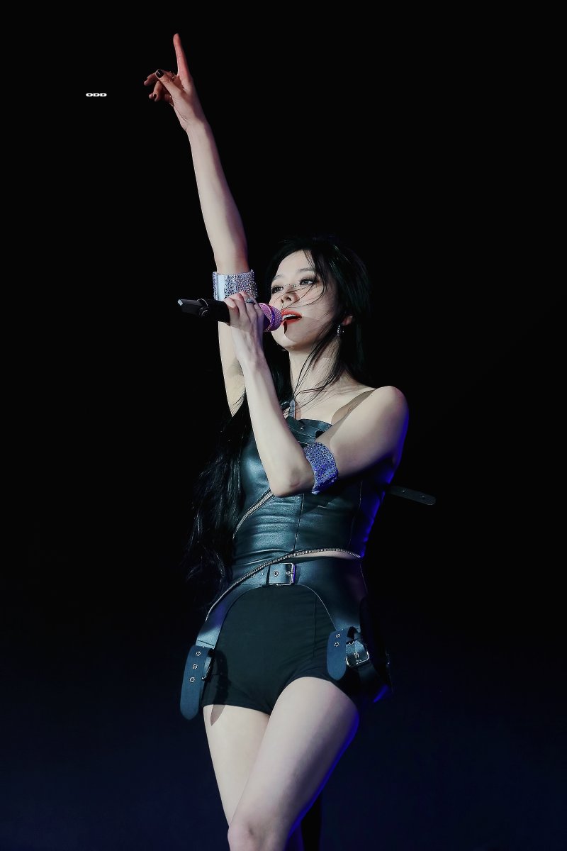 odd_0103's tweet photo. 230702 #블랙핑크 #지수 #BLACKPINK #JISOO
@BLACKPINK https://t.co/omFWVxkMoR