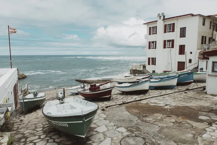 MediabaskInfo's tweet photo. #Port de #Guethary, l’Histoire au dos de la carte postale #Patrimoine
https://t.co/hO7TlvZ8lw https://t.co/x1TptWUq90