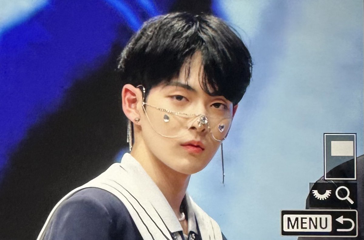 230708 위드뮤 프리뷰
헤헤..
#타쿠마 #루네이트 #LUN8