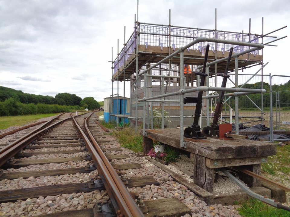 HullBarnsleySF's tweet photo. Sprotty Box Update !! 

Lads from Heritage scaffolding came back to site to provide the next lift on the signal box build.  This will help the box team start to fix the roof  onto the frame structure, over the next few weeks the box should start to take its full shape. https://t.co/ClhJV01ds0