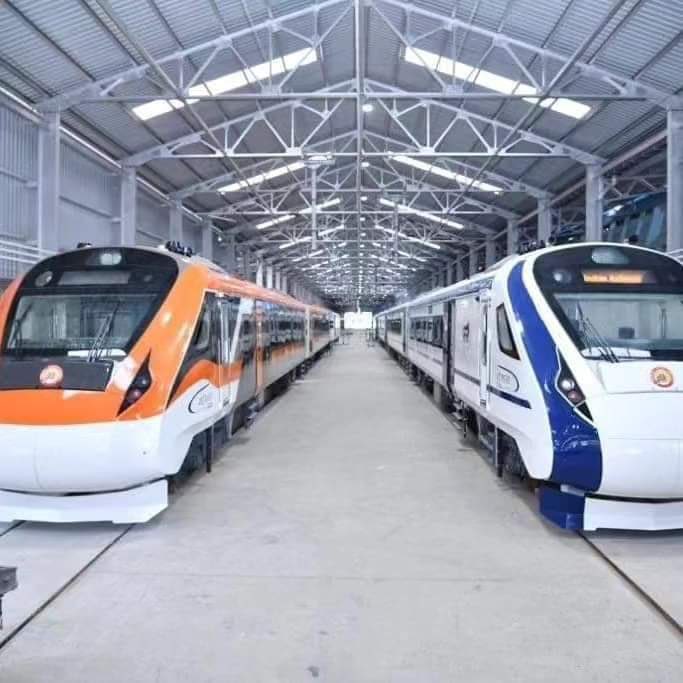 #VandeBharatExpress to get new livery