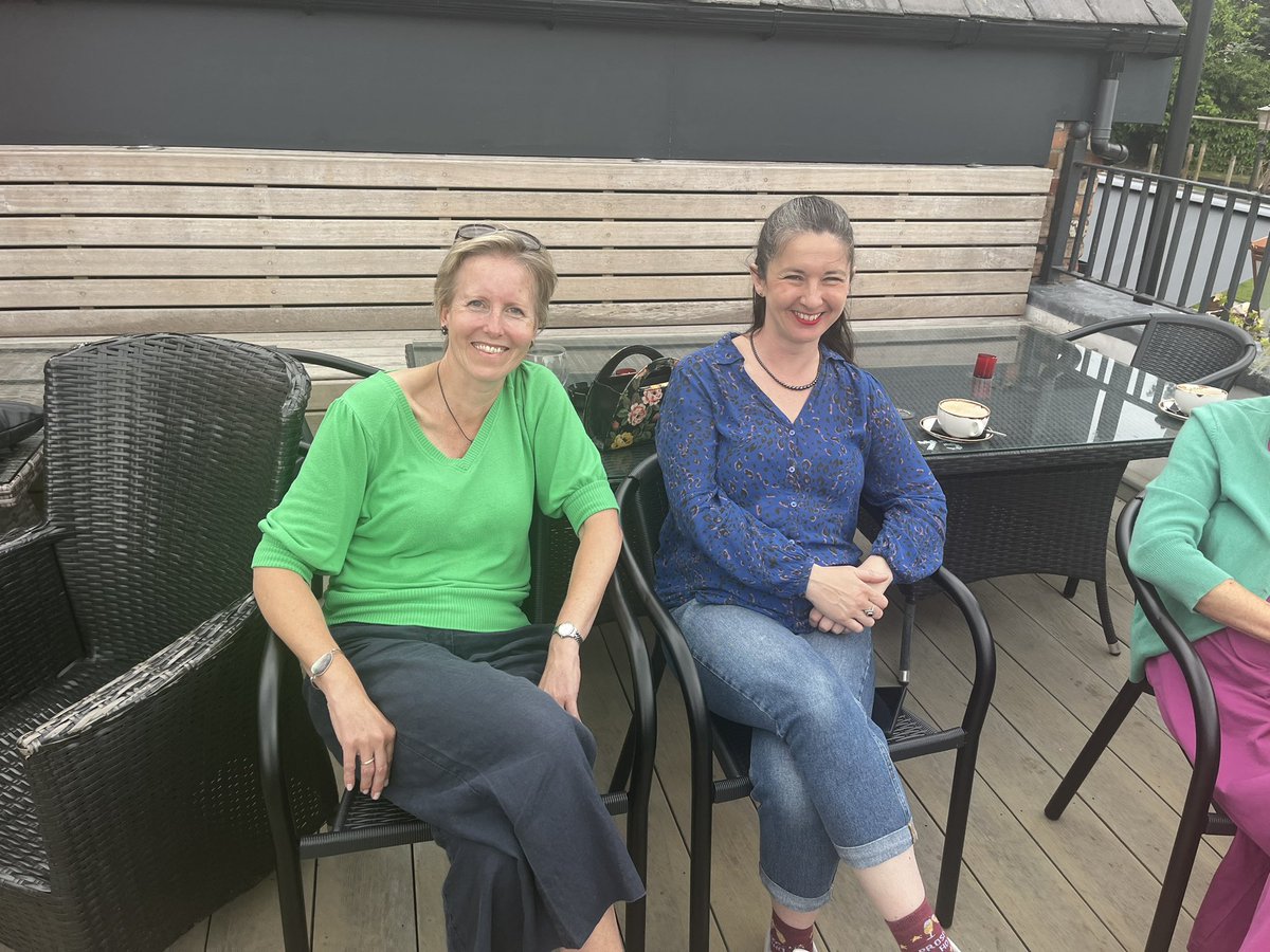 ChoirDivoci's tweet photo. A lovely afternoon with amazing women ๐ฅฐ
Thank you to the Bulls Head in Hale Barns for some amazing food and to Jordan Drinkwater for some wonderful entertainment ๐ถ
#choirlife #choirsocial #halebarns #choir #SocialLife #summervibes #SummerGetTogether https://t.co/1iuRaGzBgh