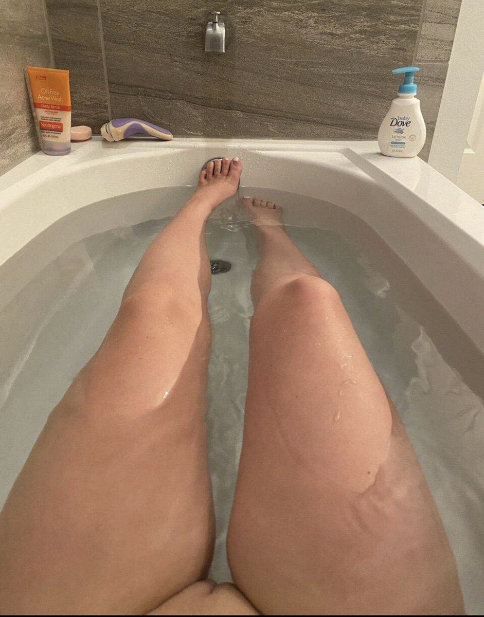 Onlyfansbr47331's tweet photo. Grupo de nudes 🔞🔥😈

Só entrar no link👇🏼

https://t.co/ZPCLAZfHGP https://t.co/DeTiUYt0GK