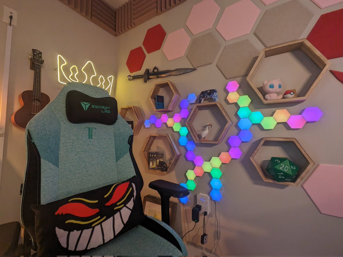 RUBIEHARTGaming's tweet image. New studio just dropped?! 😄 What better way to celebrate than to learn a new Speedrun? Time for more of The Pathless!

twitch.tv/RUBIEHART/