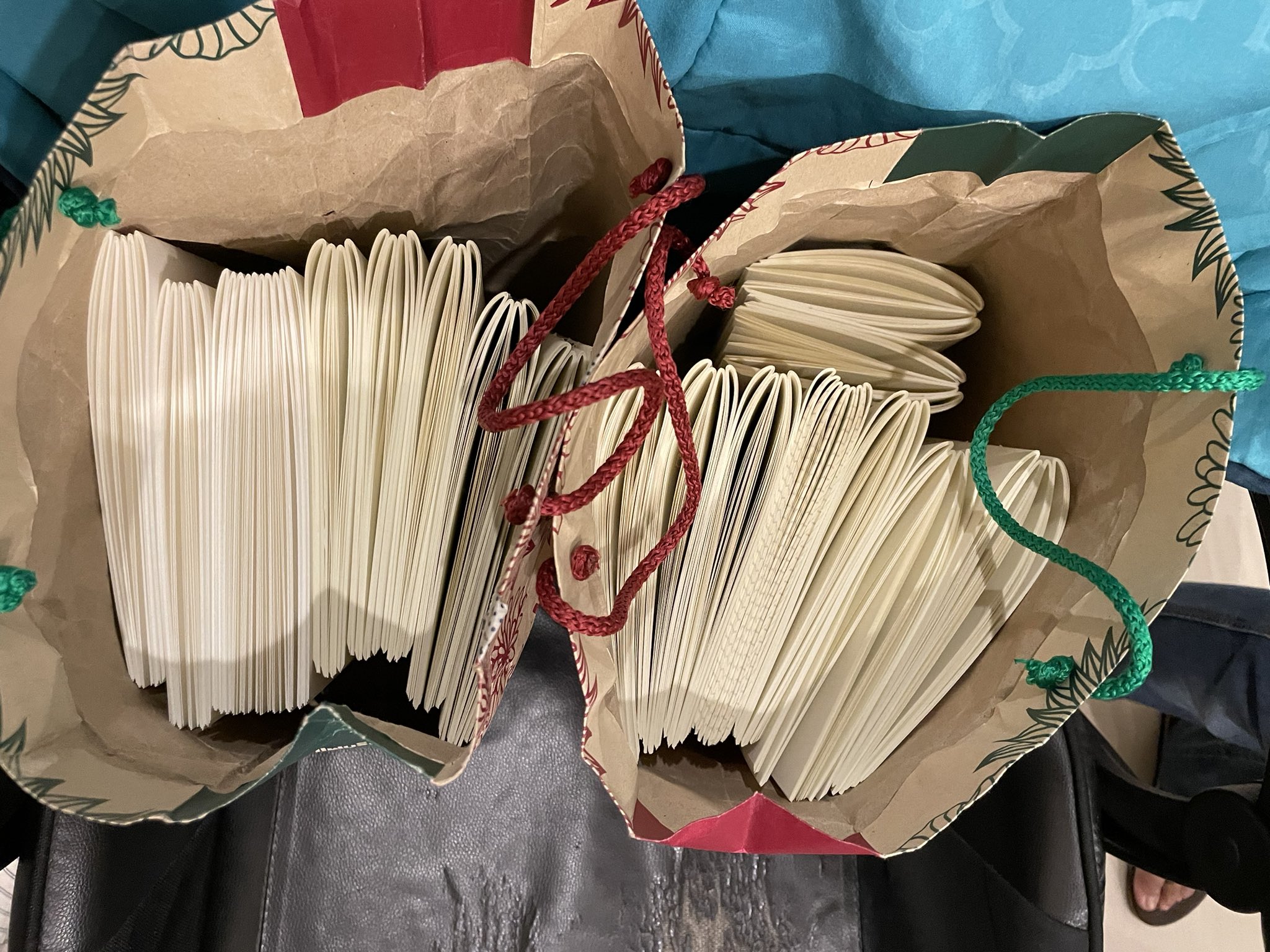 Pepper's Papers on Twitter "เมื่อคุณพูดว่า เย็บกระดาษเสร็จเกือบหมดแล้ว