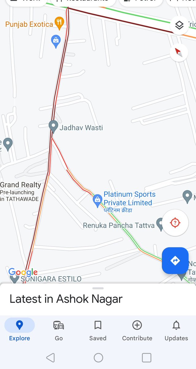 adigomaddy's tweet photo. @pcmcindiagovin @PCMCSarathi @punekarnews Bhumker Chawk rd., is being chocked from both sides and it takes more then 40mins to get an exit for people staying in dattawadi, tathawade. In case of distress people would not be able to get any emergency services. #tathawade https://t.co/TbQQZJCgIf