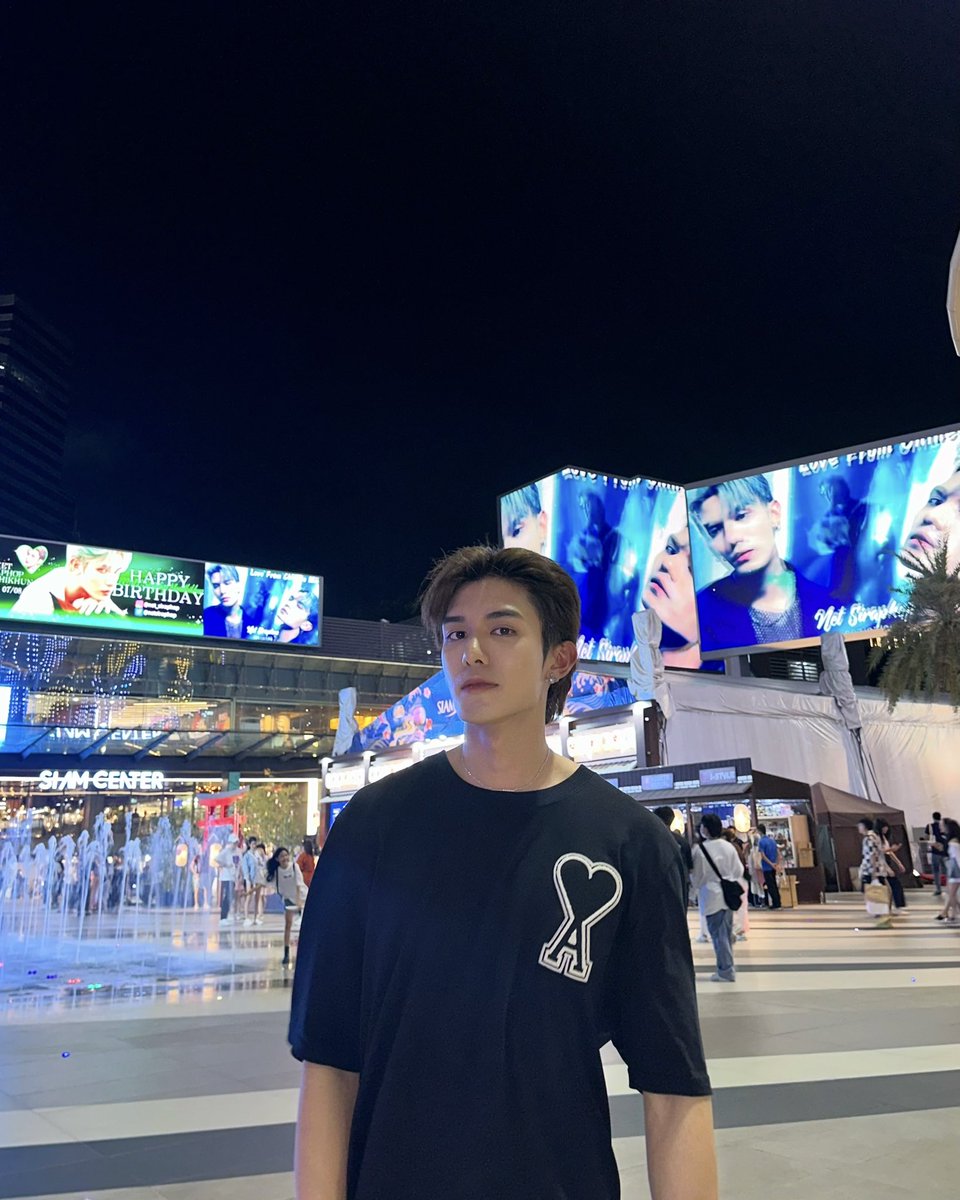 netsiraphop's tweet photo. Happy birthday to me 🎂 , thank you for always supporting me🖤 #Happy26thNetDay https://t.co/PUrzfNam3q