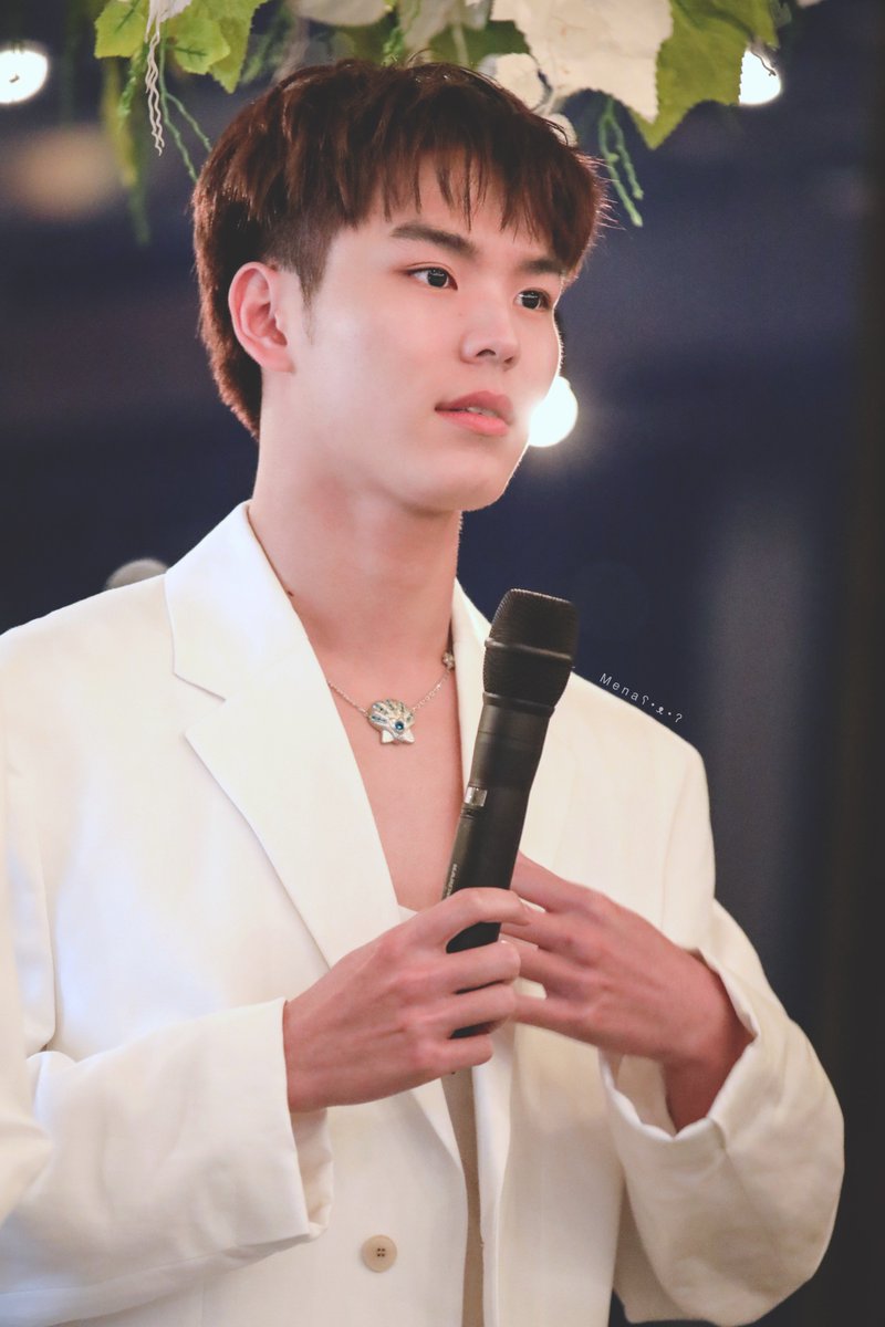 mena_212412's tweet photo. 230708 Ping • Krittanun
พี่กฤตก้อหล่อเกิ้นน~🥹✨

//@PKrittanun
#PingKrittanun
#SpreadLoveWithMeenPing https://t.co/dT3MTvRB70