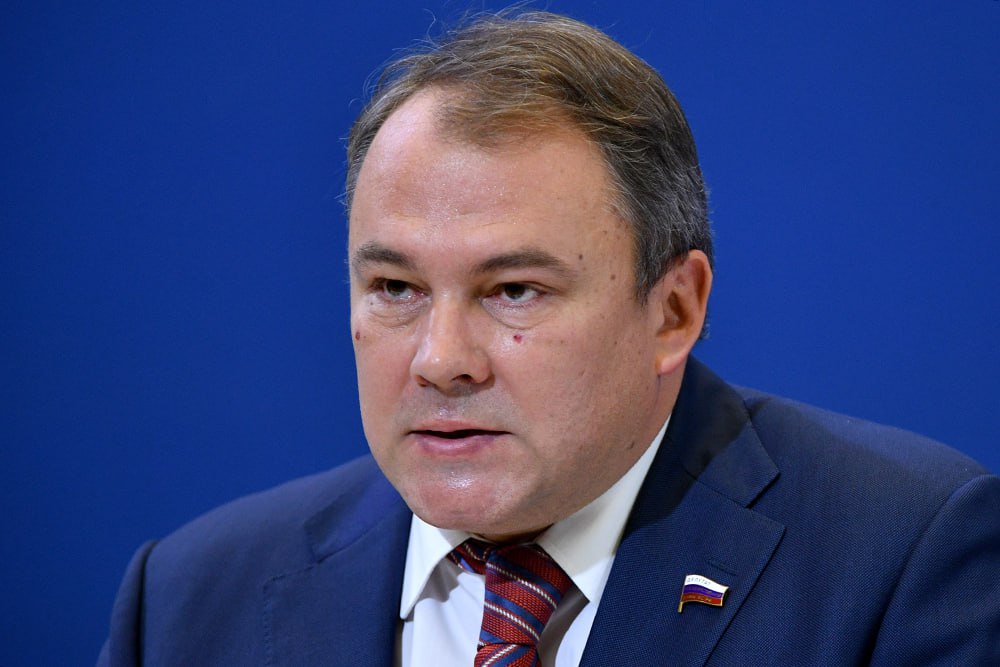 NEXTA on Twitter "🤡 Vice Speaker of the State Duma Peter Tolstoy on