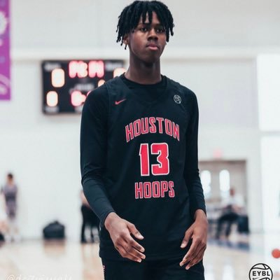 jakelieberman2's tweet photo. Kam Williams tells me that he's hearing from LSU, Louisiana Lafayette, Tulane, South Alabama, Texas A&amp;M, Hofstra, Creighton among others.   

Four-star 2024 guard who holds offers from George Mason, Seton Hall, New Orleans, Tulane, Hofstra, +. https://t.co/Lix0xK1utV