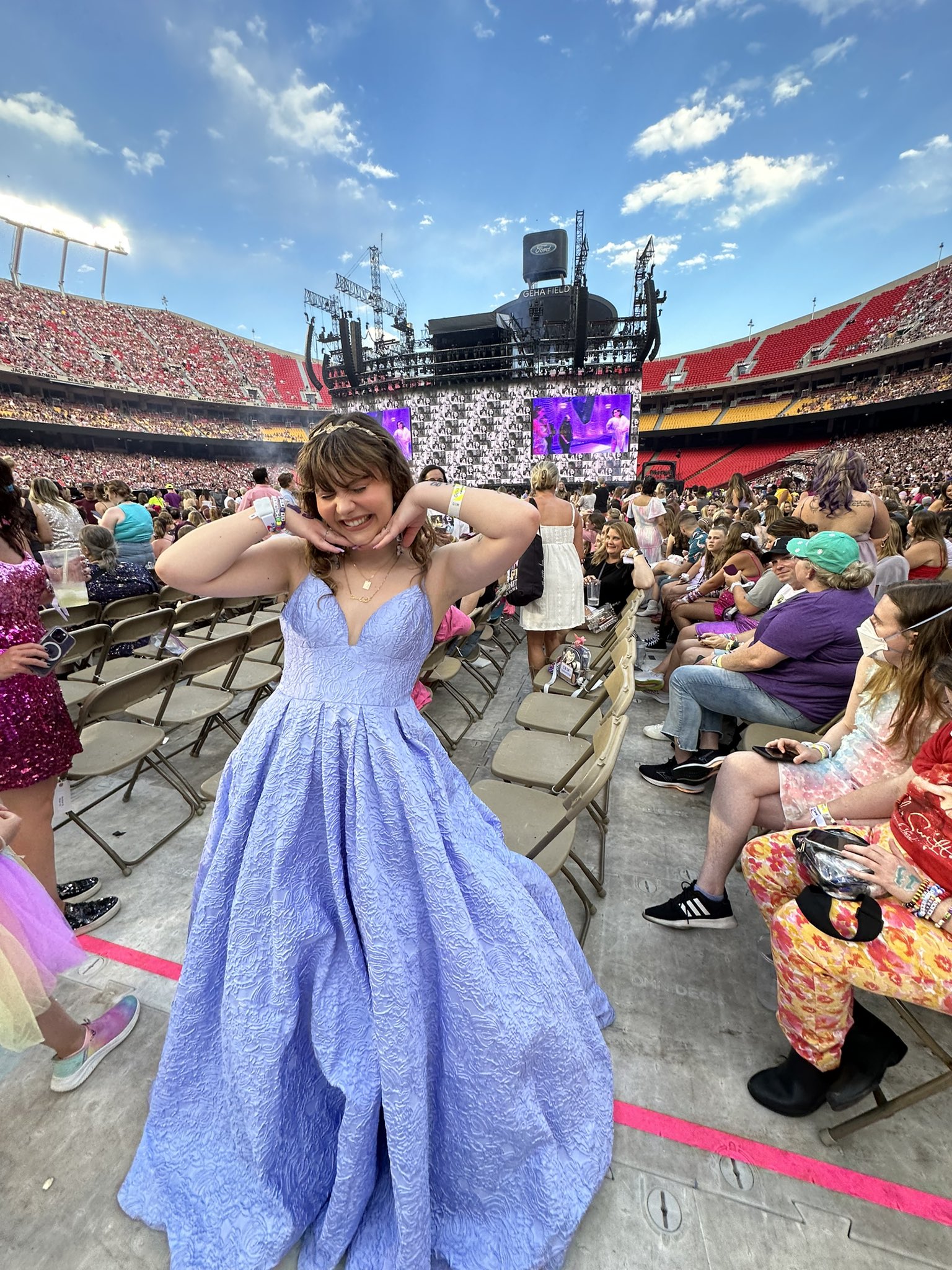 CassieAnn 🫶🏻 on Twitter "I’m wonderstruck blushing all the way home (I