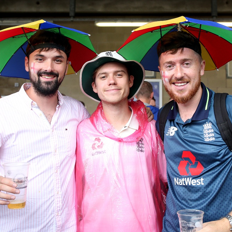englandcricket's tweet photo. The Headingley crowd made good use of the rain delay 🏏 

But after a long wait... play has finally started! Follow along live 👇

#EnglandCricket | #Ashes