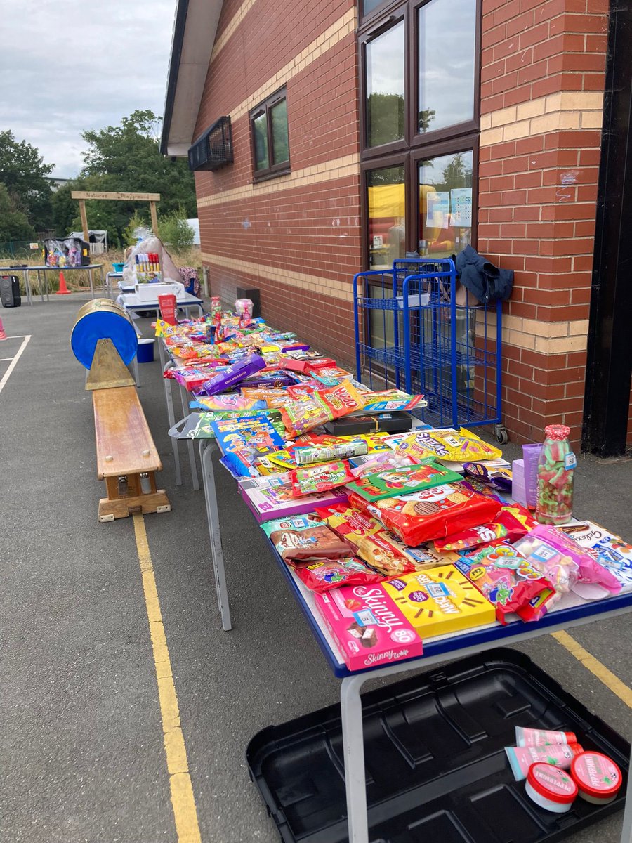 Coop_HowardBa's tweet photo. We raised nearly over £800, so massive thank you to coop community as we could never have bought our supplies for food, drinks, tombola etc without their support 😍 #thorntonschool  @CoopFayB #coop @Chrismottley #Itswhatwedo https://t.co/ZPWLrkbeyn