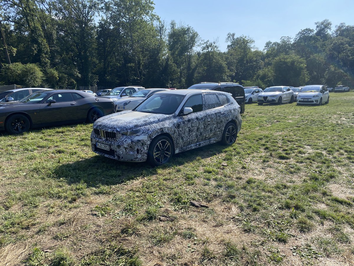 just_franta's tweet image. #monza circuit and #bmw #testcar. Interesting.