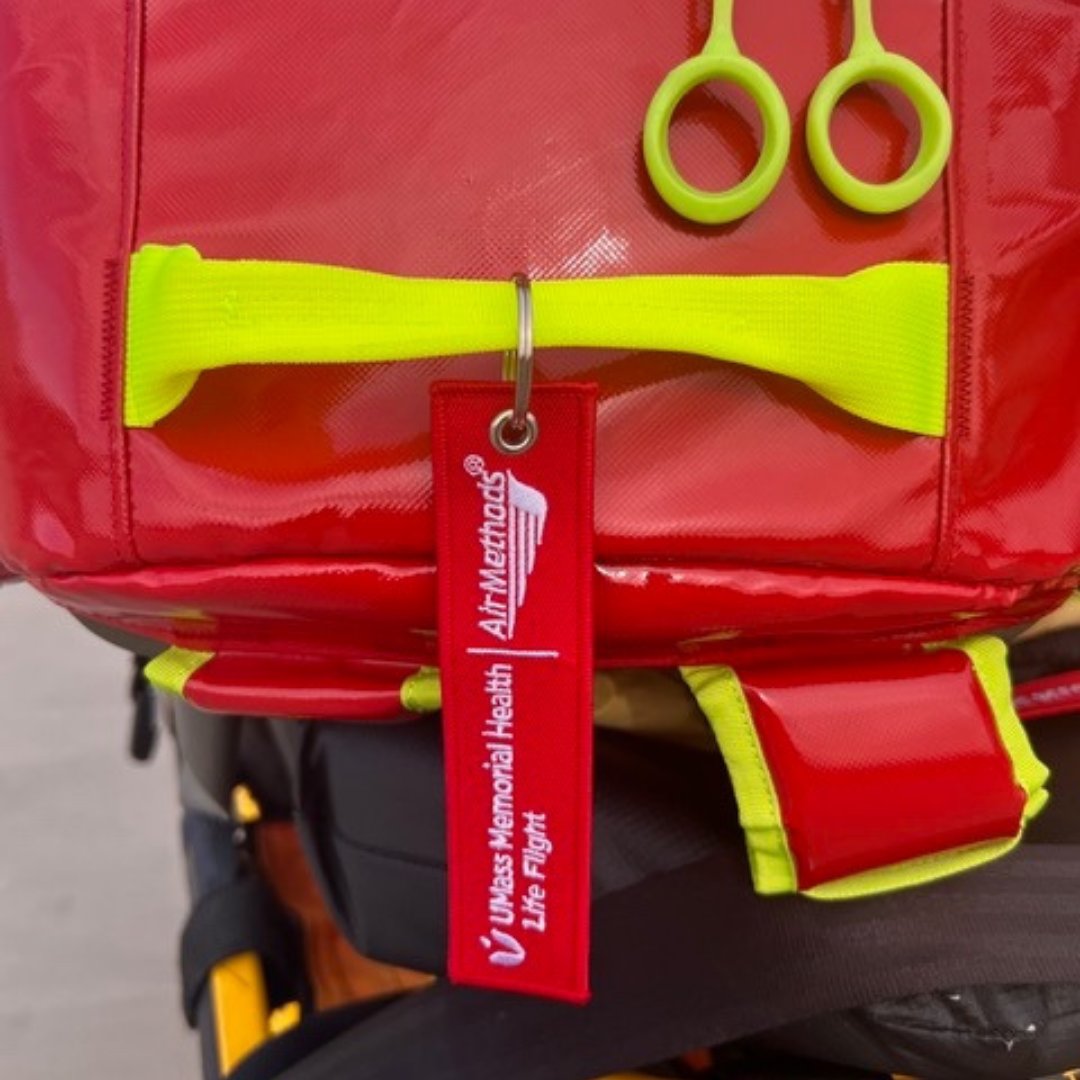 StatPacks's tweet photo. Pictures From the Field. We love seeing our bags in the field. This photo was sent to us @UMASS LifeFlight!
#lifeflight #lifeflightheros #flightmedic #flightmedics #flightmediclife #medicbag #medicbags #medicbackpack #beprepared #bepreparedforanything #beorganized https://t.co/roVuXrtC5I