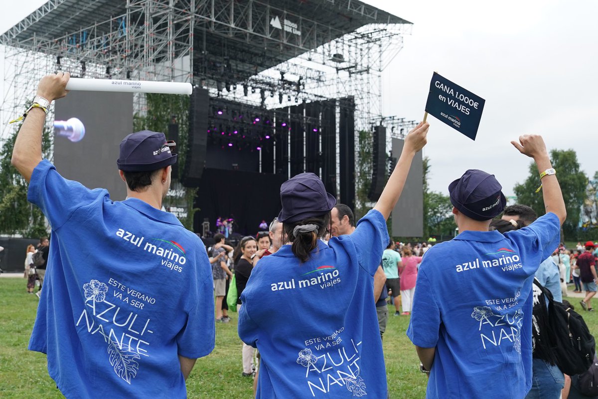 Último día de <a href="/bilbaobbklive/">Bilbao BBK Live</a> y aún estás a tiempo de ganar 1.000€ en viajes 🤩

Busca a los comandos o pásate por nuestro stand para poner a punto tu look más festivalero 🙌🏻 ¡tenemos muchas sorpresas!

#FestivalesAzulMarino #Bilbaobbklive