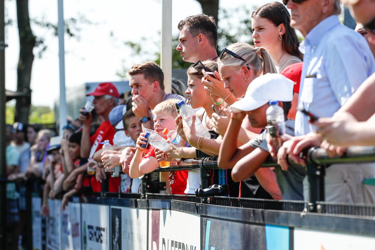 fctwente's tweet photo. 📸 

#rootwe https://t.co/doemFz4R64