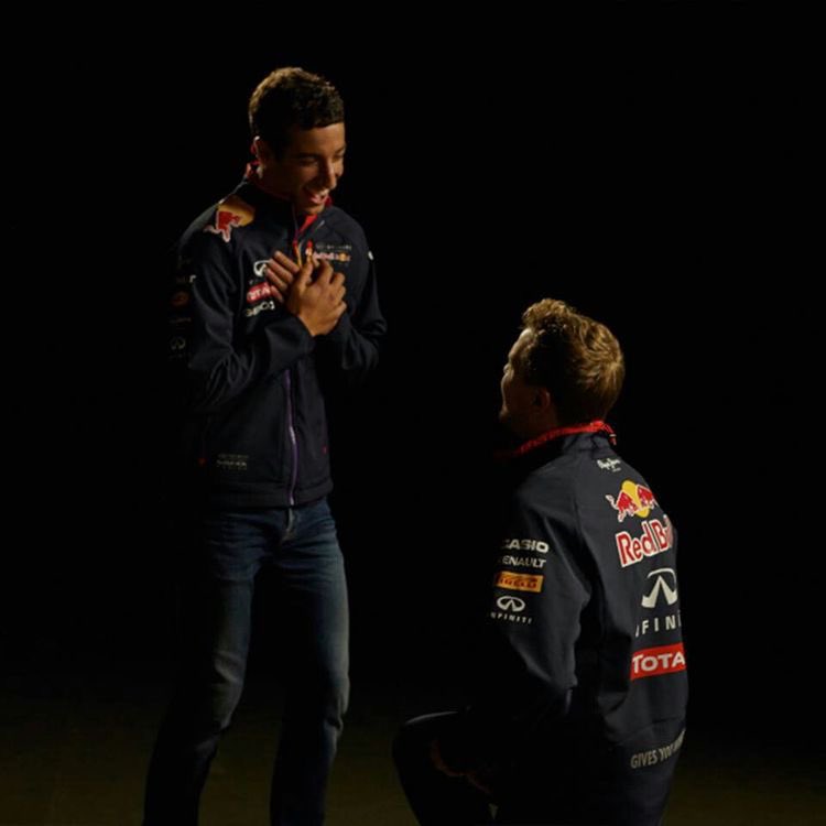 mollrhf1's tweet photo. “I’m driving in September with my old friend Vettel” 🥺🥺🥺 https://t.co/aKKBxpUsQB