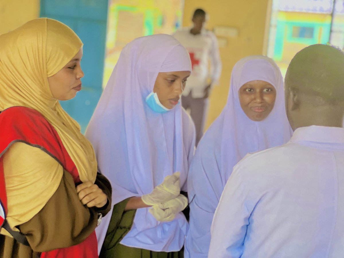 kherra_ahmed's tweet photo. Mandera county first aid competition brought together young heroes with exceptional first aid knowledge. A special shoutout to the victorious Moi girls secondary school for their incredible skills! ๐ช #FirstAidChamps #CommunityHealth https://t.co/KxjNPuHbb9
