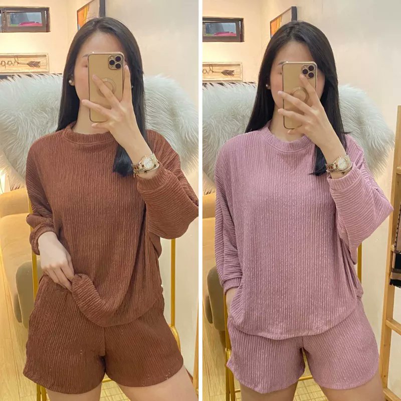 hsells2018's tweet image. ▶️299 only ShopBUY🛒🛒⬇️⬇️
goeco.mobi/sokpwOSa

Coordinates - Shorts/Long Sleeve
- free size, loose fit 
- bark crepe fabric
- #womens #ootd #coordinates #womensfashion #womensstyle
#giftideas #casual #terno