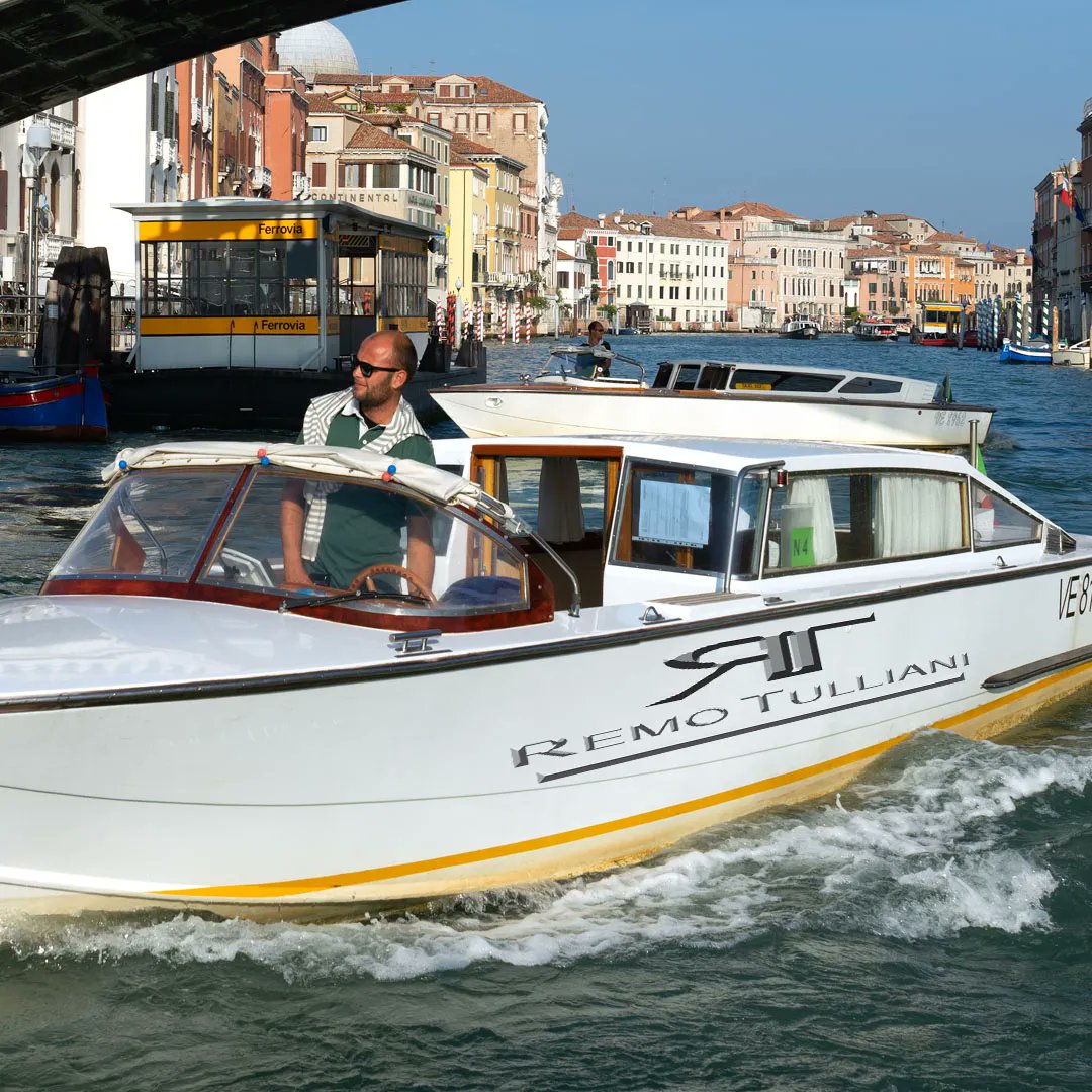 RemoTulliani's tweet photo. SMOOTH sailing in Venice.

#RemoTulliani #Summer #Italy #Venice #Eyewear #Sunglasses https://t.co/biBxneqcBz