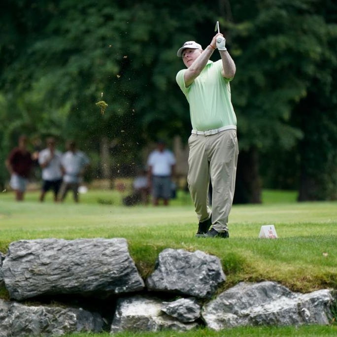 36 holes WITHOUT a bogey and a one-shot lead heading into the final round 📊

<a href="/GustavoAcosta/">Gustavo Acosta</a> 👏👏

#SwissSeniorsOpen | <a href="/SeniorsOpen/">Swiss Seniors Open</a>