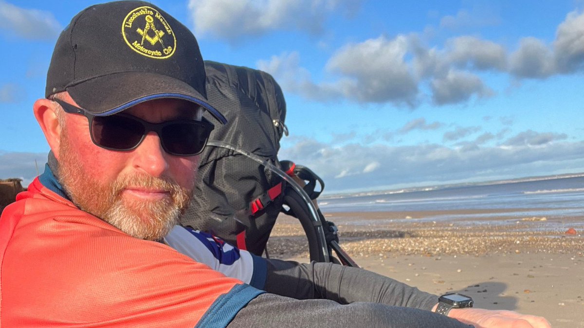 Chris Jones, from <a href="/lincsmasonic/">Lincs Freemasons</a>, is on a mission to walk around the entire British coastline! 💪
📖 Check out the latest issue of Better Lives for an exclusive interview with him, where he shares his routine and updates on his journey. Read more: loom.ly/OyRtSe8