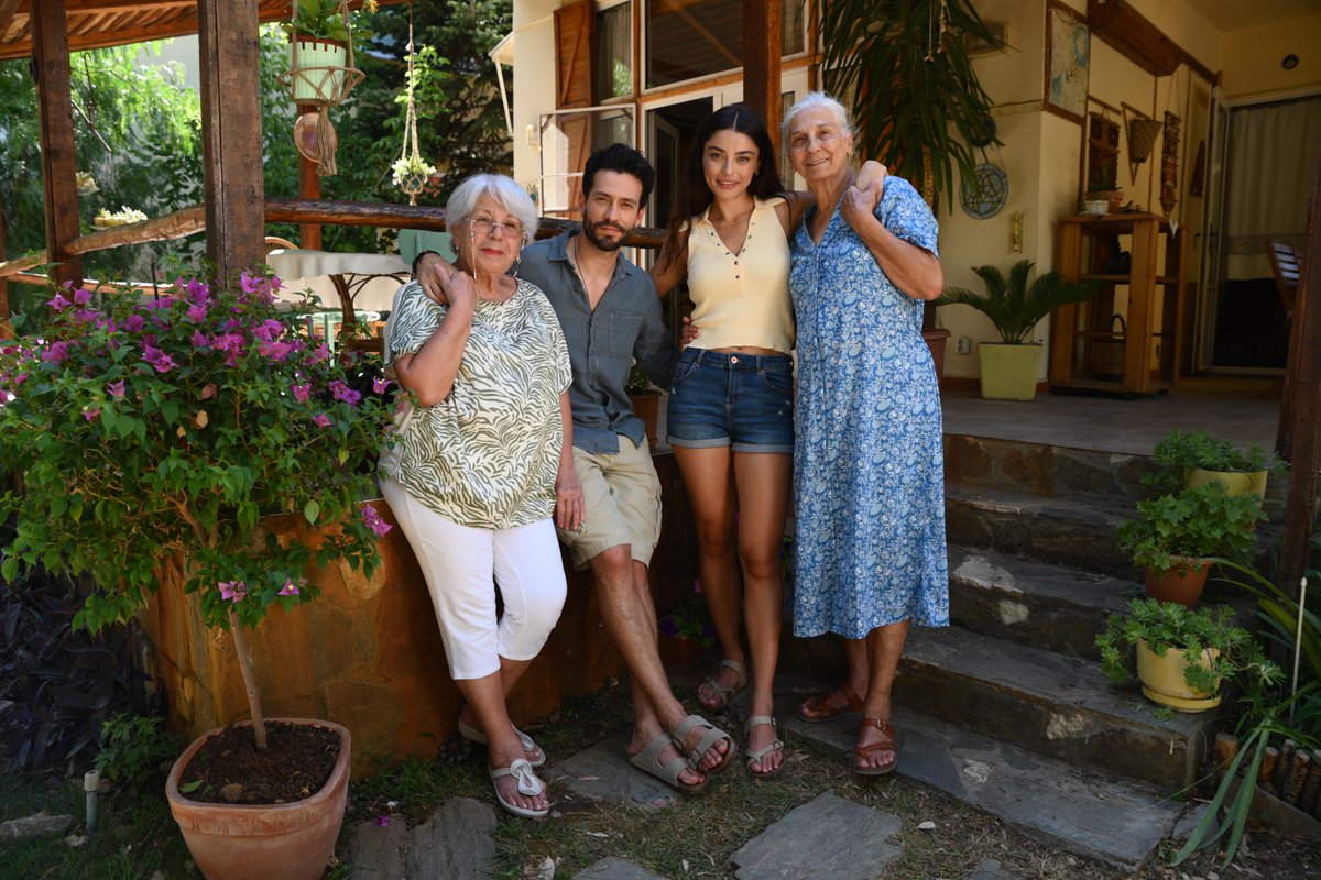 Beni aşka inandıran o ekip.