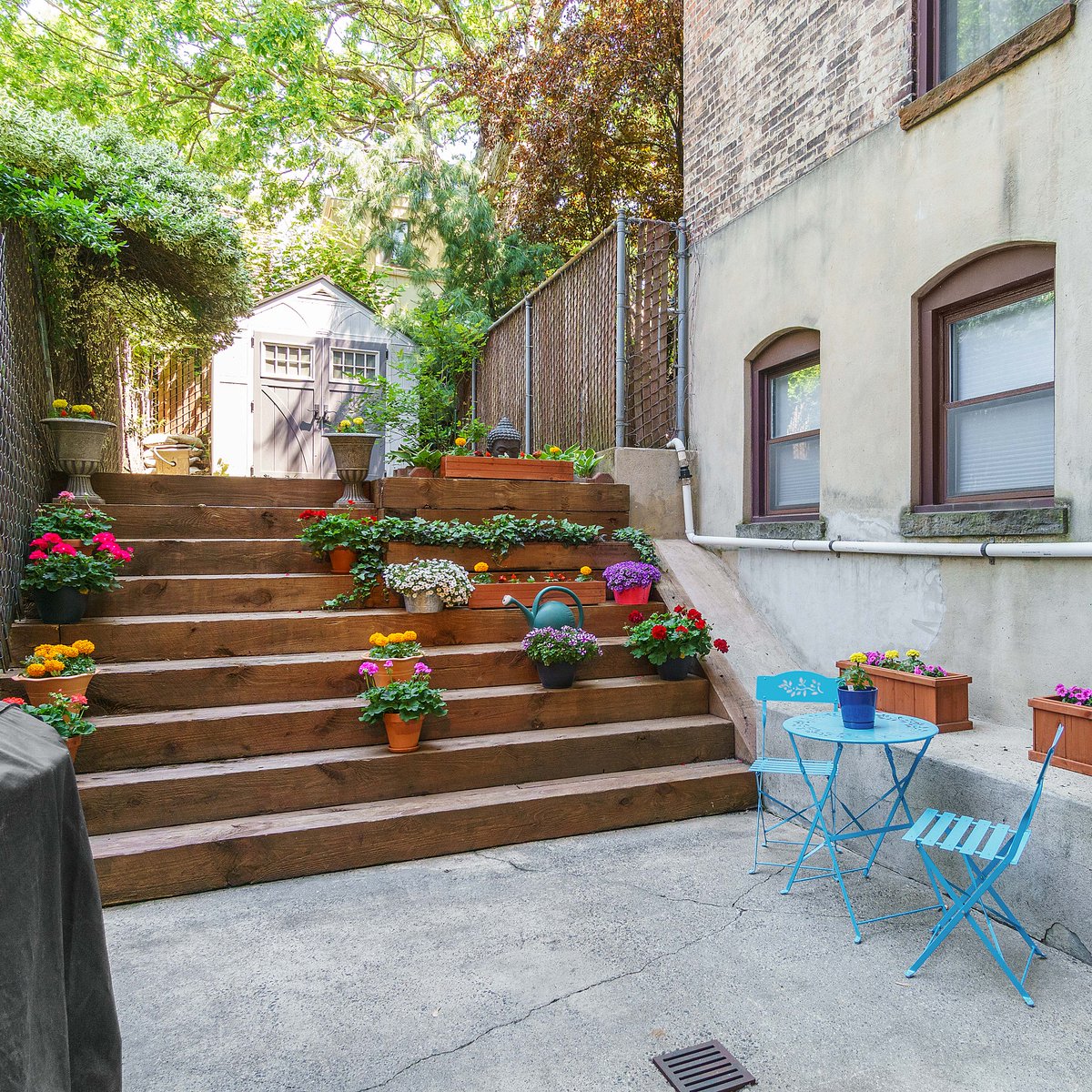 TrompeterGroup's tweet photo. NEW PROPERTY ALERT: 236 6TH ST , Unit 2, Jersey City โข $899,000
---
Enjoy your summers with this GORGEOUS backyard space. Open Houses this weekend! July 8 & 9 (1-3PM)
.
.
#realestate #trompeterrealestate #newlisting #openhouses #backyardspace https://t.co/vwnJrYk0Ve
