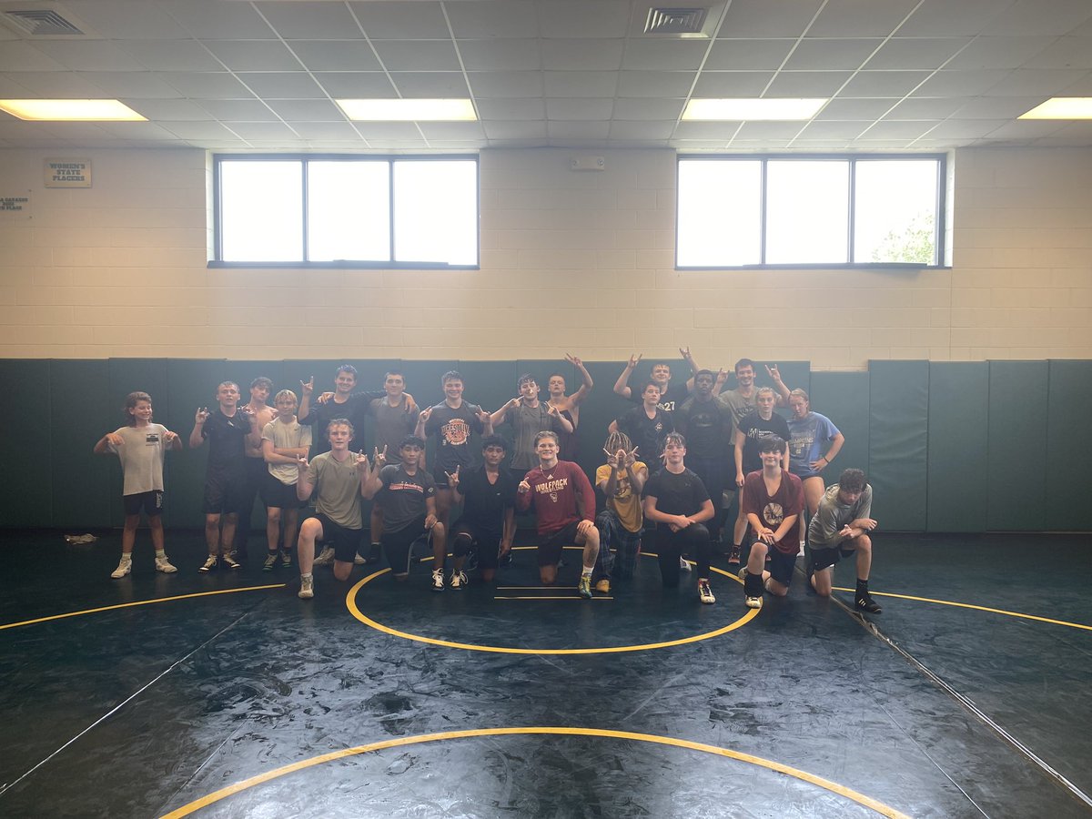 coachHaake's tweet image. It’s always a great day in Bunn especially when an All American enters the room! #Bunn #Family #Cribb #BrickByBrick #NWO