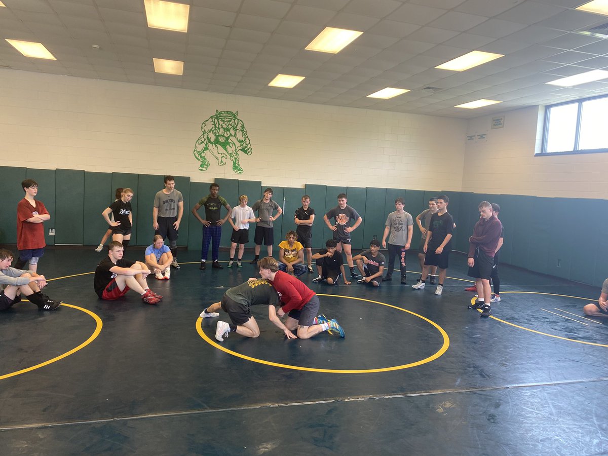 coachHaake's tweet image. It’s always a great day in Bunn especially when an All American enters the room! #Bunn #Family #Cribb #BrickByBrick #NWO