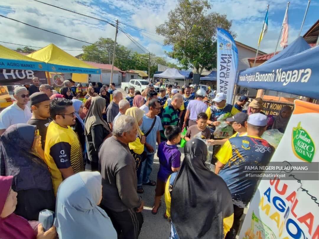 8 Julai 2023 | Sabtu | Jualan Agro Madani @ Penaga | Pekarangan Pejabat Penyelaras KADUN Penaga SPU Pulau Pinang

Jualan Agro Madani memberi luang pilihan kepada para pengguna untuk mendapatkan bekalan terus dari pengeluar agromakanan dengan penjimatan kepada pengguna sehingga