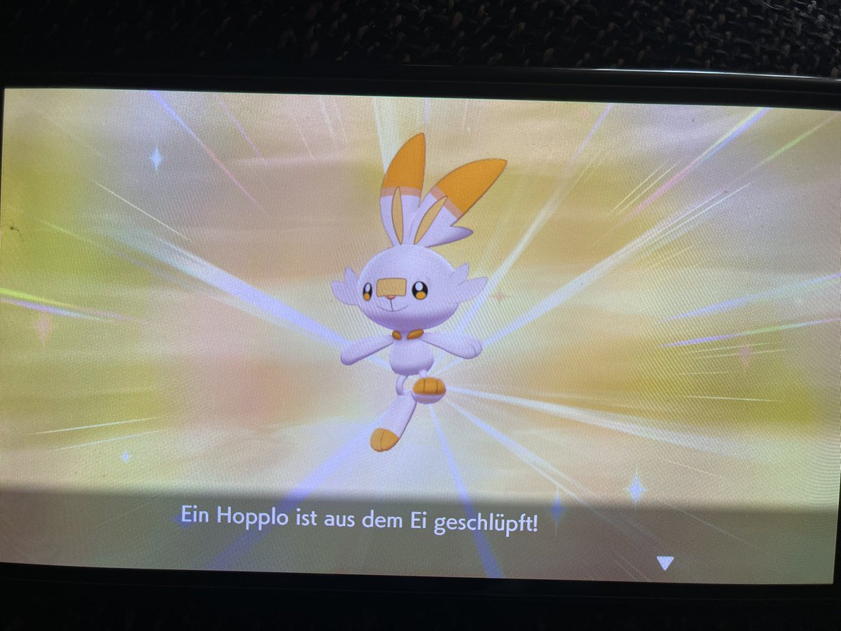 TheLimBunny's tweet photo. 3rd egg and it is shiny!!! what a luck https://t.co/agUv1HDwSP