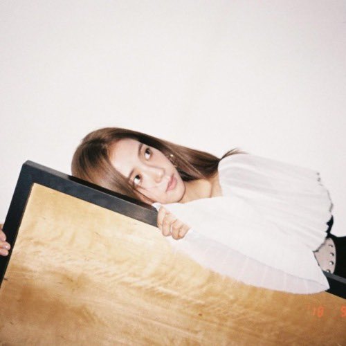 jisoogaIIery's tweet photo. https://t.co/kXMrDVP540