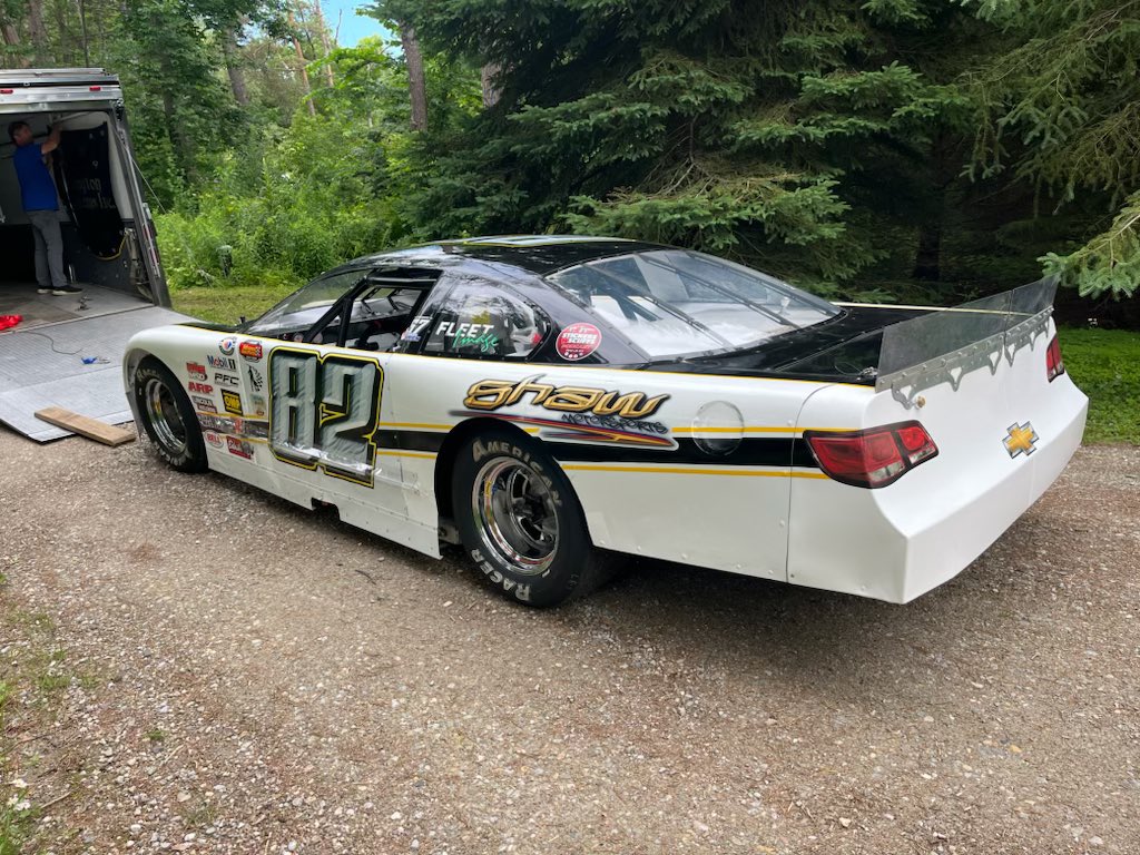 Samantha Shaw tweet media