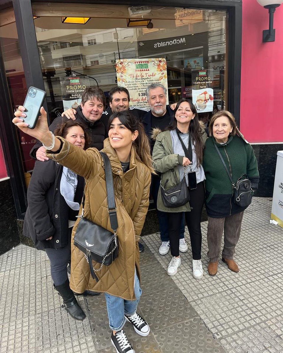 Es con <a href="/GugaLusto/">Martín Lousteau</a>. Esta mañana estuvimos en Caballito, charlando con vecinos y acercándoles todas las propuestas que tenemos para lograr la Ciudad que los porteños queremos y necesitamos.